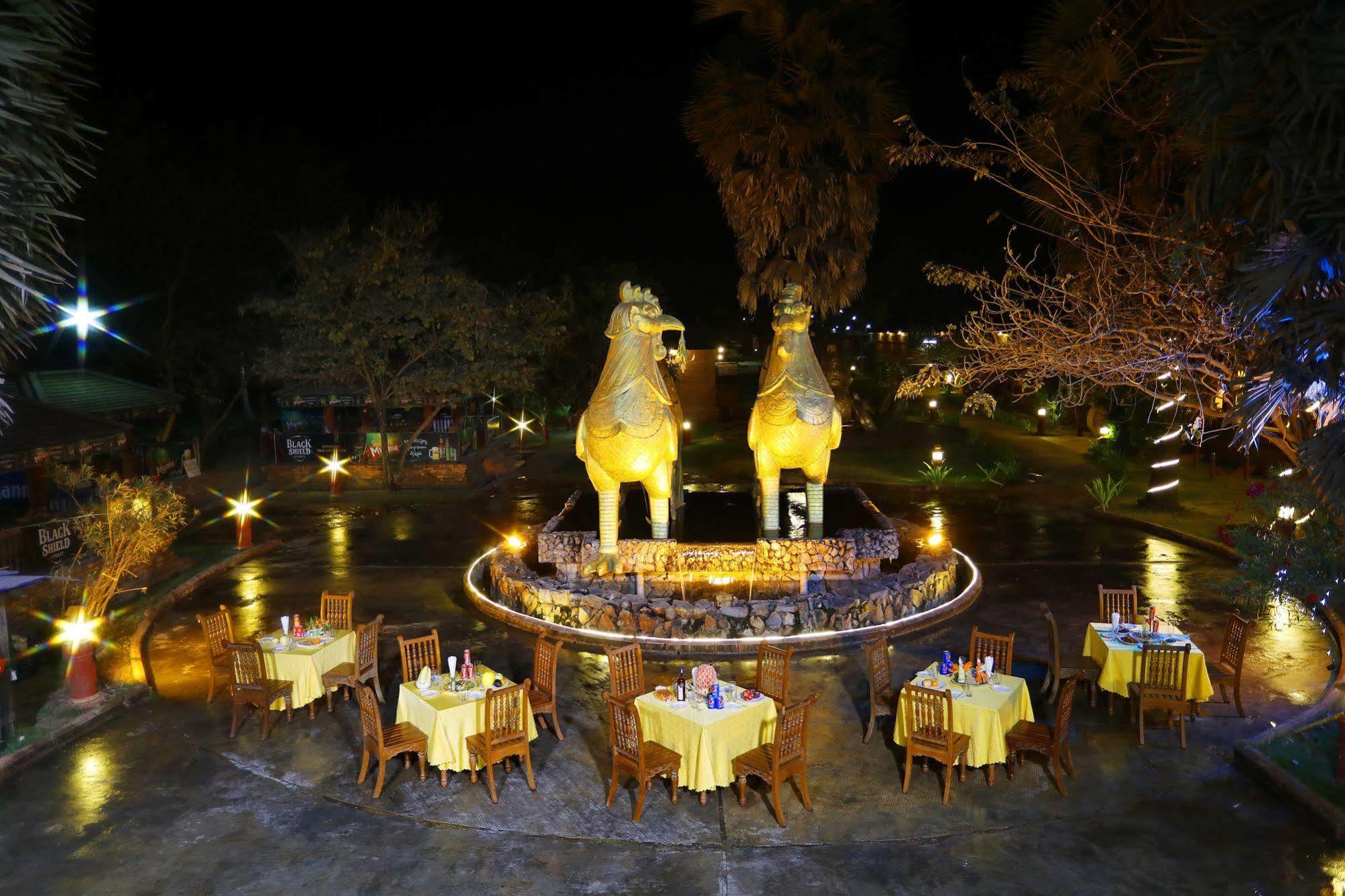 Kma Kaytumadi Hotel Taungoo Dış mekan fotoğraf